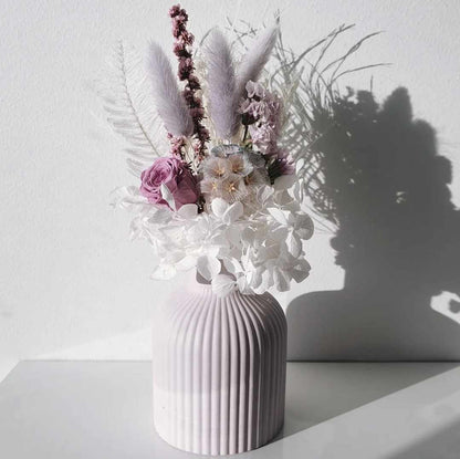 Bud Vase with Dried Flower Posy - Gift Boxed (PRE-ORDER)